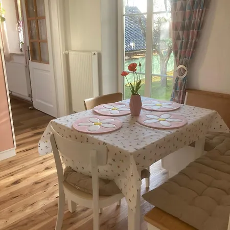 Holiday home Zur Alten Zeder *