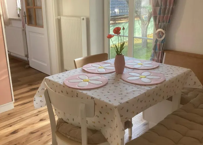 Ferienhaus Zur Alten Zeder *